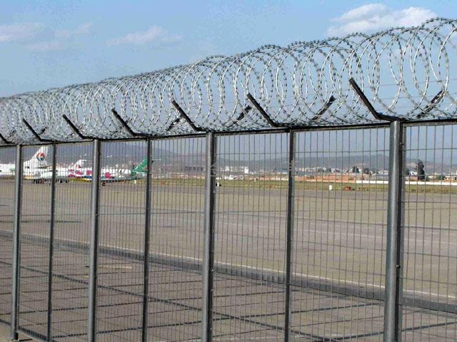 海南機場護欄網