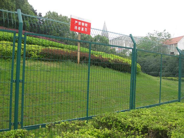 框架護(hù)欄網(wǎng)