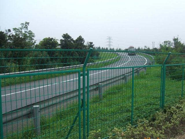 框架護(hù)欄網(wǎng)