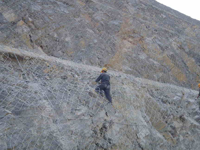 主動邊坡防護(hù)網(wǎng)