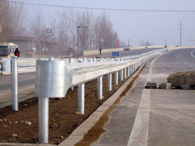 浙江高速公路護欄板